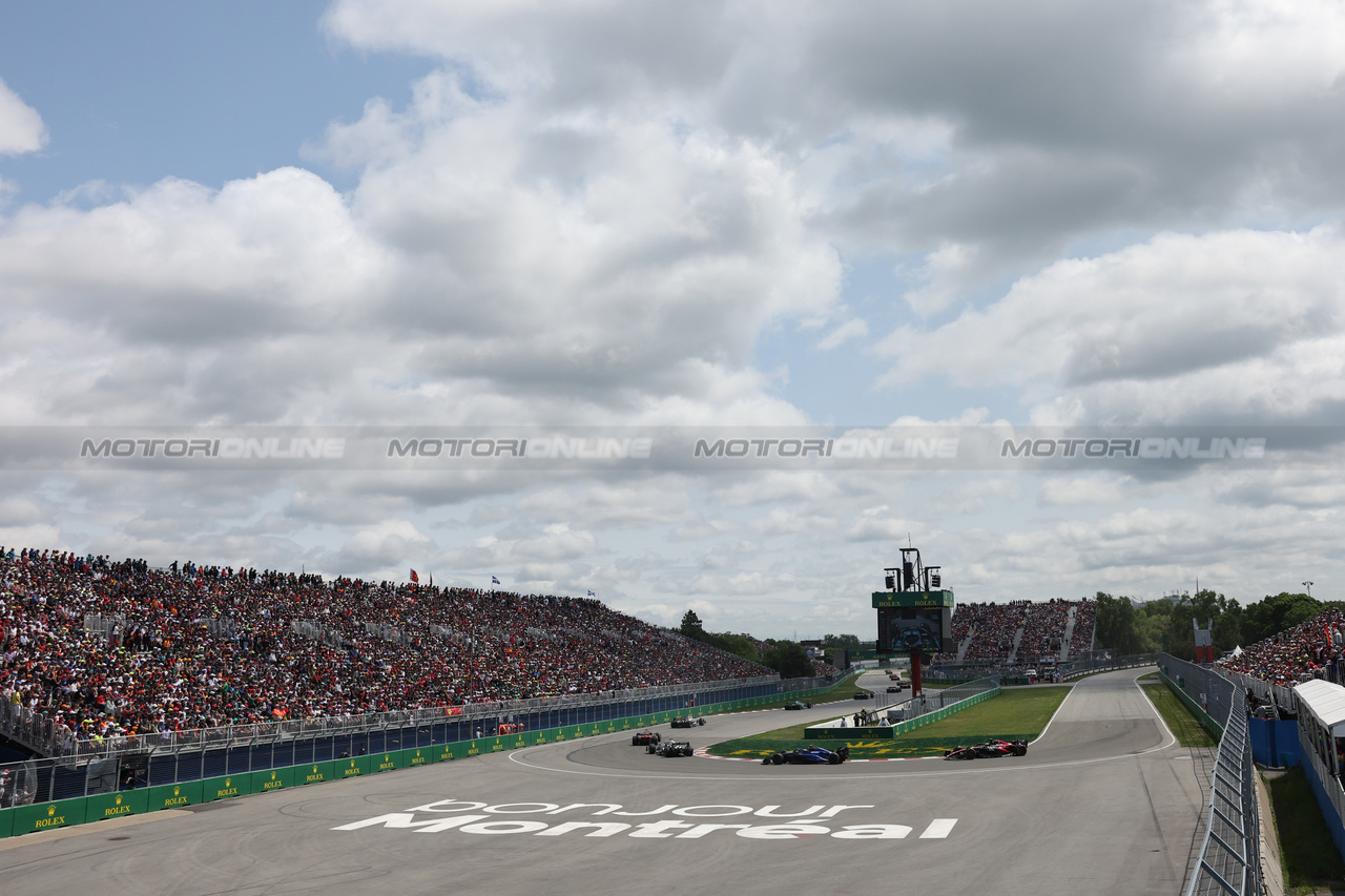 GP CANADA, Logan Sargeant (USA) Williams Racing FW45.

18.06.2023. Formula 1 World Championship, Rd 9, Canadian Grand Prix, Montreal, Canada, Gara Day.

- www.xpbimages.com, EMail: requests@xpbimages.com © Copyright: Bearne / XPB Images