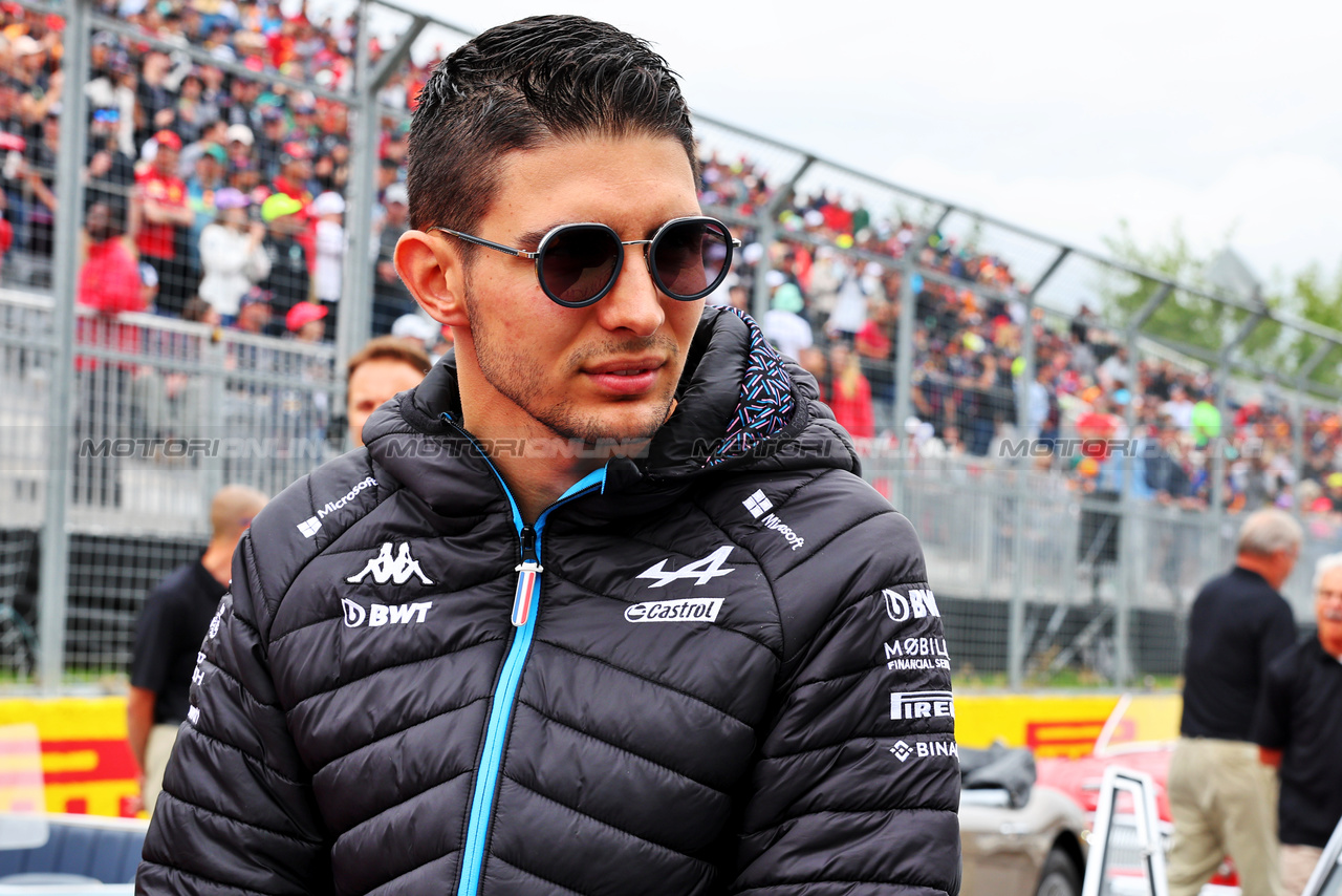 GP CANADA, Esteban Ocon (FRA) Alpine F1 Team on the drivers' parade.

18.06.2023. Formula 1 World Championship, Rd 9, Canadian Grand Prix, Montreal, Canada, Gara Day.

- www.xpbimages.com, EMail: requests@xpbimages.com © Copyright: Batchelor / XPB Images