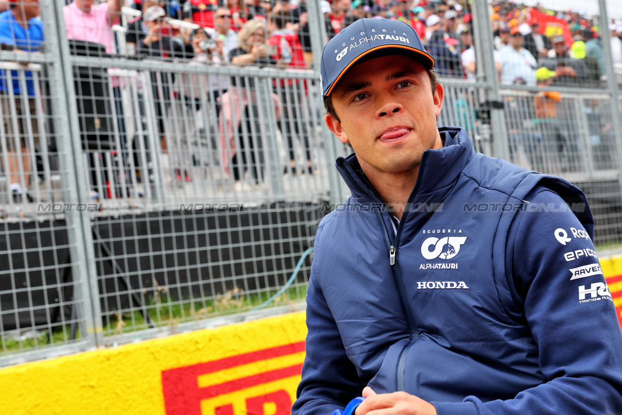 GP CANADA, Nyck de Vries (NLD) AlphaTauri on the drivers' parade.

18.06.2023. Formula 1 World Championship, Rd 9, Canadian Grand Prix, Montreal, Canada, Gara Day.

- www.xpbimages.com, EMail: requests@xpbimages.com © Copyright: Batchelor / XPB Images