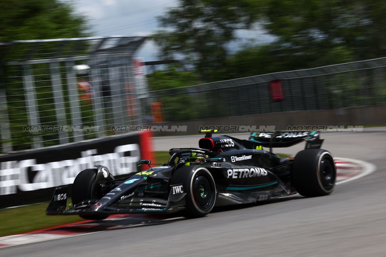 GP CANADA, Lewis Hamilton (GBR) Mercedes AMG F1 W14.

18.06.2023. Formula 1 World Championship, Rd 9, Canadian Grand Prix, Montreal, Canada, Gara Day.

 - www.xpbimages.com, EMail: requests@xpbimages.com © Copyright: Coates / XPB Images