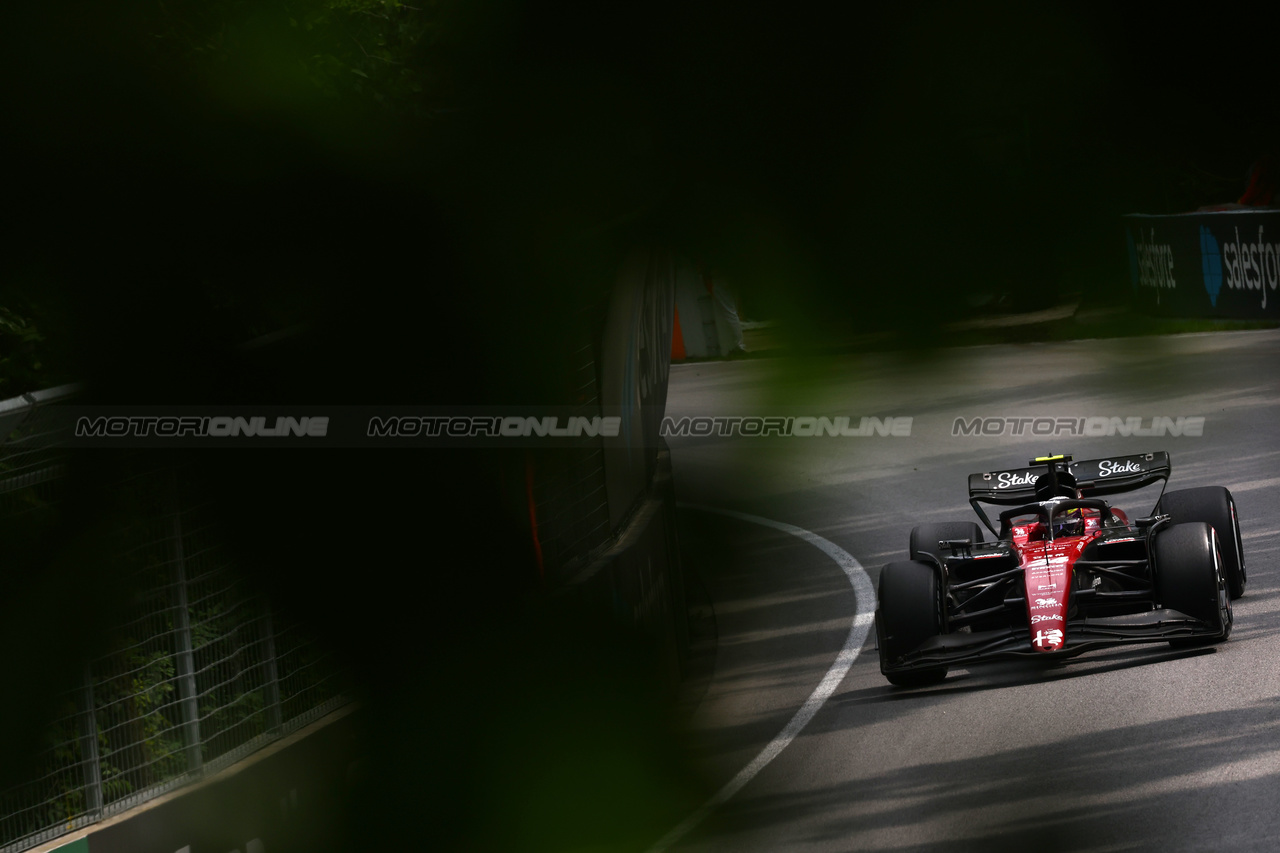 GP CANADA, Zhou Guanyu (CHN) Alfa Romeo F1 Team C43.

18.06.2023. Formula 1 World Championship, Rd 9, Canadian Grand Prix, Montreal, Canada, Gara Day.

 - www.xpbimages.com, EMail: requests@xpbimages.com © Copyright: Coates / XPB Images