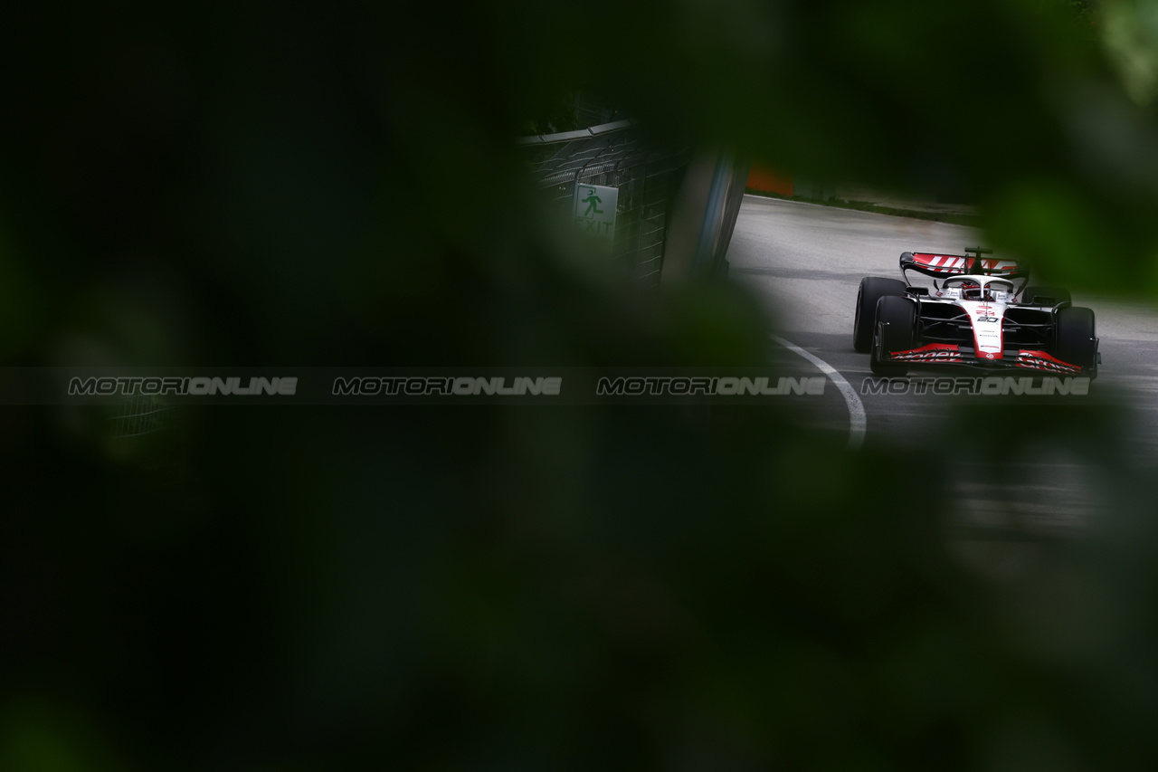 GP CANADA, Kevin Magnussen (DEN) Haas VF-23.

18.06.2023. Formula 1 World Championship, Rd 9, Canadian Grand Prix, Montreal, Canada, Gara Day.

 - www.xpbimages.com, EMail: requests@xpbimages.com © Copyright: Coates / XPB Images