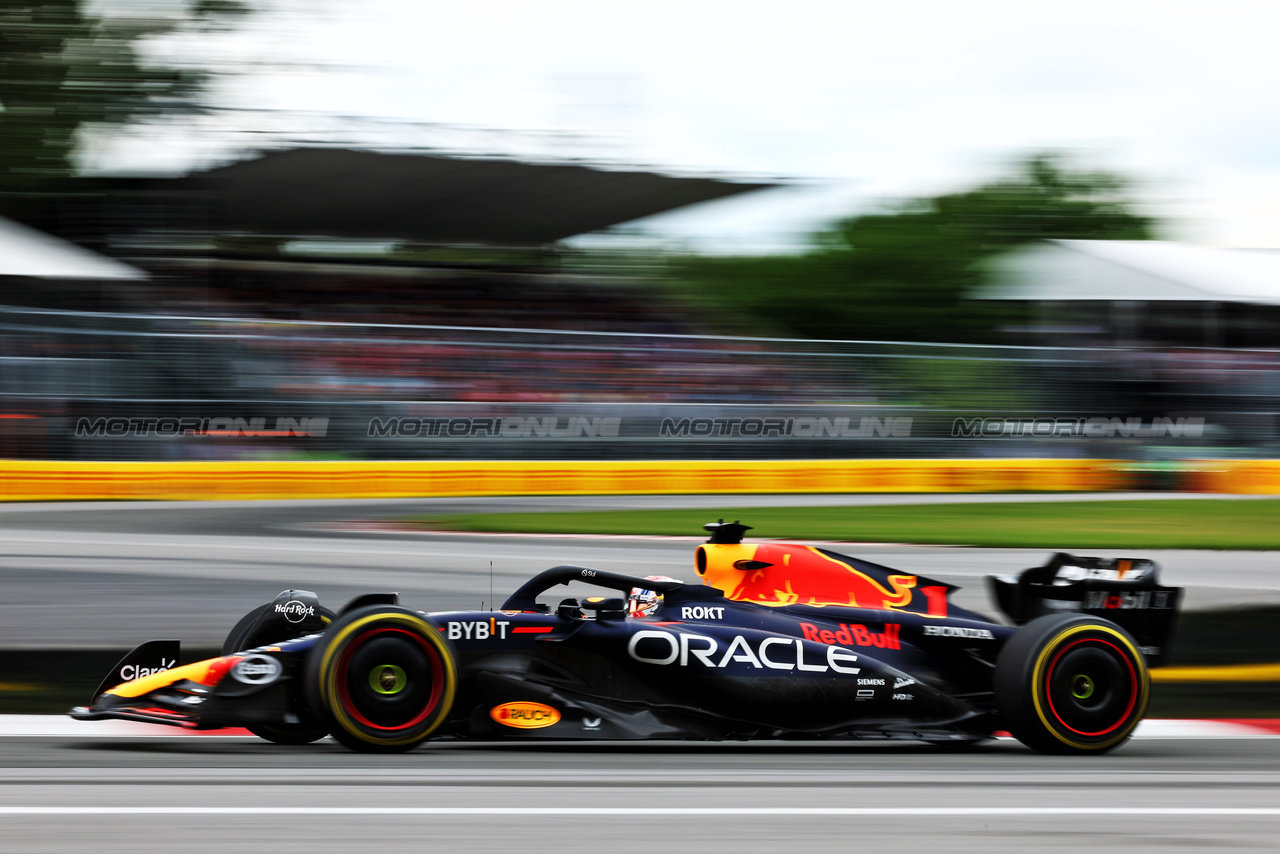 GP CANADA, Max Verstappen (NLD) Red Bull Racing RB19.

18.06.2023. Formula 1 World Championship, Rd 9, Canadian Grand Prix, Montreal, Canada, Gara Day.

 - www.xpbimages.com, EMail: requests@xpbimages.com © Copyright: Coates / XPB Images