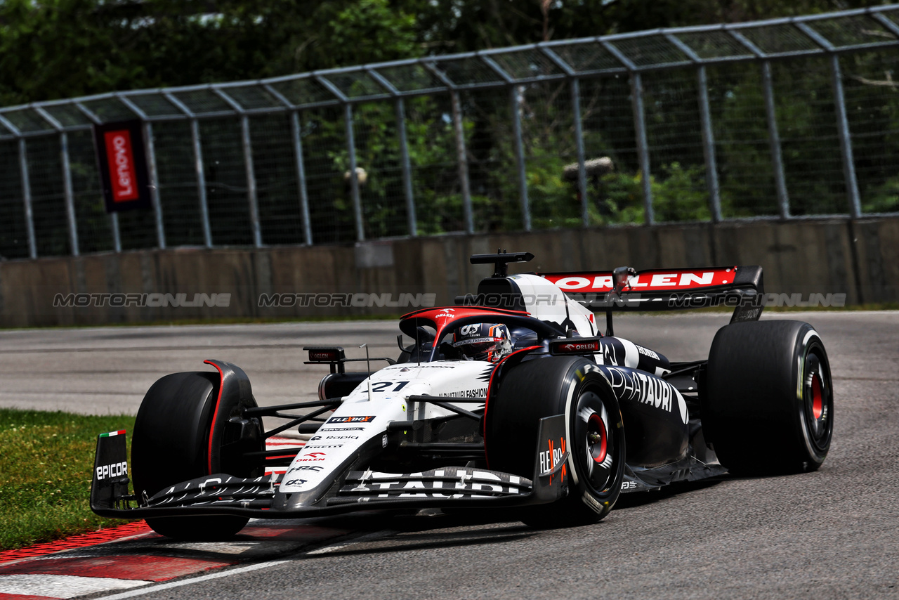 GP CANADA, Nyck de Vries (NLD) AlphaTauri AT04.

18.06.2023. Formula 1 World Championship, Rd 9, Canadian Grand Prix, Montreal, Canada, Gara Day.

 - www.xpbimages.com, EMail: requests@xpbimages.com © Copyright: Coates / XPB Images