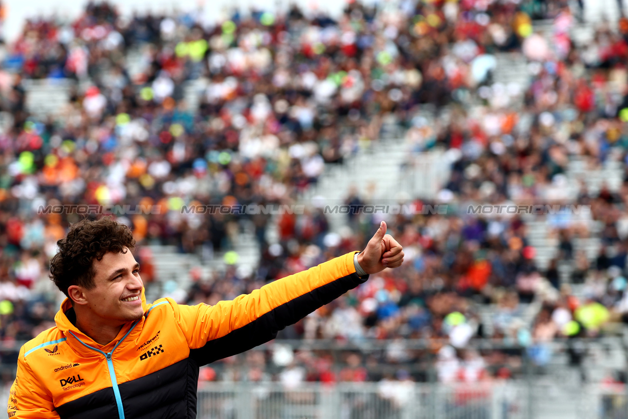 GP CANADA, Lando Norris (GBR) McLaren on the drivers' parade.

18.06.2023. Formula 1 World Championship, Rd 9, Canadian Grand Prix, Montreal, Canada, Gara Day.

 - www.xpbimages.com, EMail: requests@xpbimages.com © Copyright: Coates / XPB Images