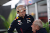 GP CANADA, Sergio Perez (MEX) Red Bull Racing with Dr Helmut Marko (AUT) Red Bull Motorsport Consultant.
18.06.2023. Formula 1 World Championship, Rd 9, Canadian Grand Prix, Montreal, Canada, Gara Day.
- www.xpbimages.com, EMail: requests@xpbimages.com © Copyright: Price / XPB Images