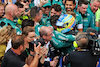 GP CANADA, Fernando Alonso (ESP) Aston Martin F1 Team celebrates his second position with the team in parc ferme.
18.06.2023. Formula 1 World Championship, Rd 9, Canadian Grand Prix, Montreal, Canada, Gara Day.
- www.xpbimages.com, EMail: requests@xpbimages.com © Copyright: Bearne / XPB Images