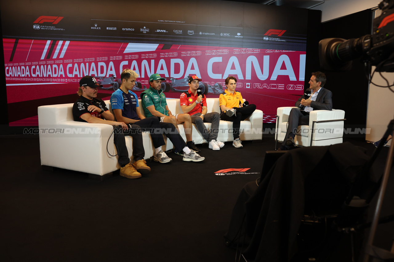 GP CANADA, (L to R): Valtteri Bottas (FIN) Alfa Romeo F1 Team; Alexander Albon (THA) Williams Racing; Fernando Alonso (ESP) Aston Martin F1 Team; Charles Leclerc (MON) Ferrari; e Oscar Piastri (AUS) McLaren, in the FIA Press Conference.

15.06.2023. Formula 1 World Championship, Rd 9, Canadian Grand Prix, Montreal, Canada, Preparation Day.

- www.xpbimages.com, EMail: requests@xpbimages.com © Copyright: Bearne / XPB Images