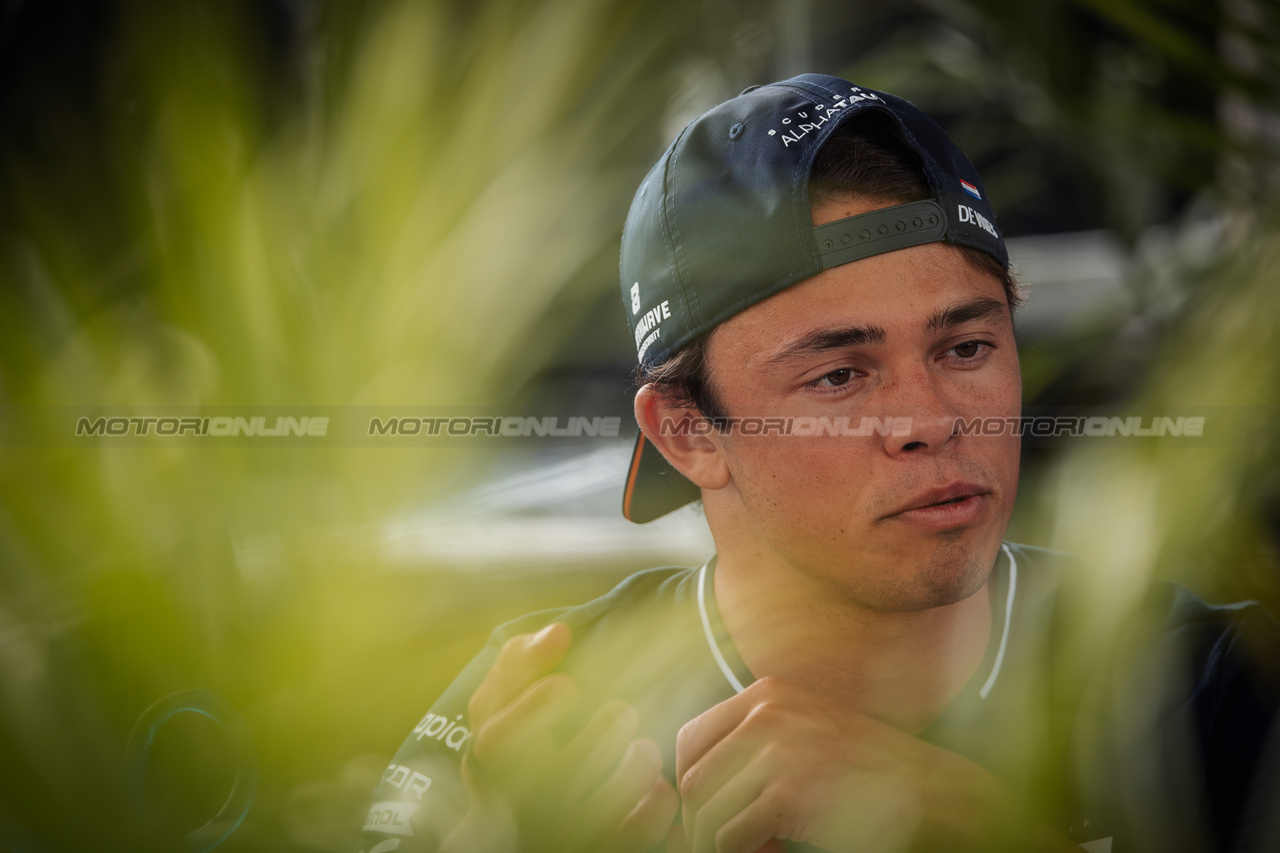 GP CANADA, Nyck de Vries (NLD) AlphaTauri.

15.06.2023. Formula 1 World Championship, Rd 9, Canadian Grand Prix, Montreal, Canada, Preparation Day.

- www.xpbimages.com, EMail: requests@xpbimages.com © Copyright: Bearne / XPB Images