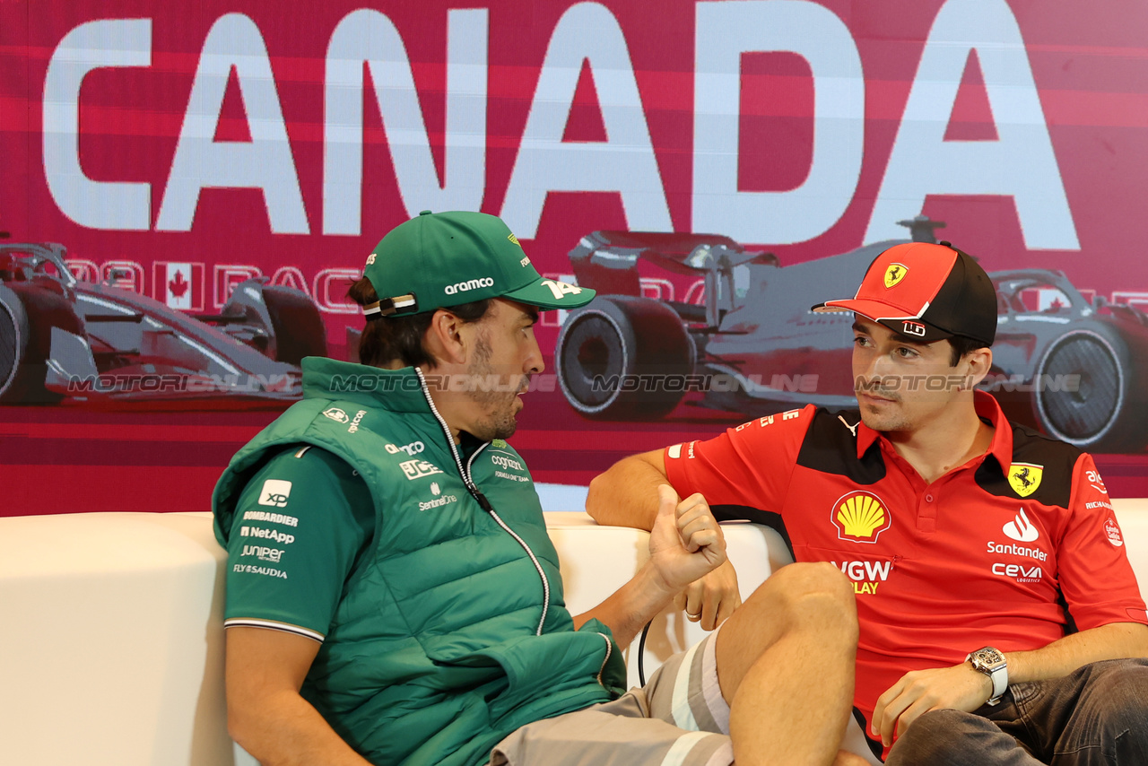 GP CANADA, (L to R): Fernando Alonso (ESP) Aston Martin F1 Team e Charles Leclerc (MON) Ferrari in the FIA Press Conference.

15.06.2023. Formula 1 World Championship, Rd 9, Canadian Grand Prix, Montreal, Canada, Preparation Day.

- www.xpbimages.com, EMail: requests@xpbimages.com © Copyright: Bearne / XPB Images