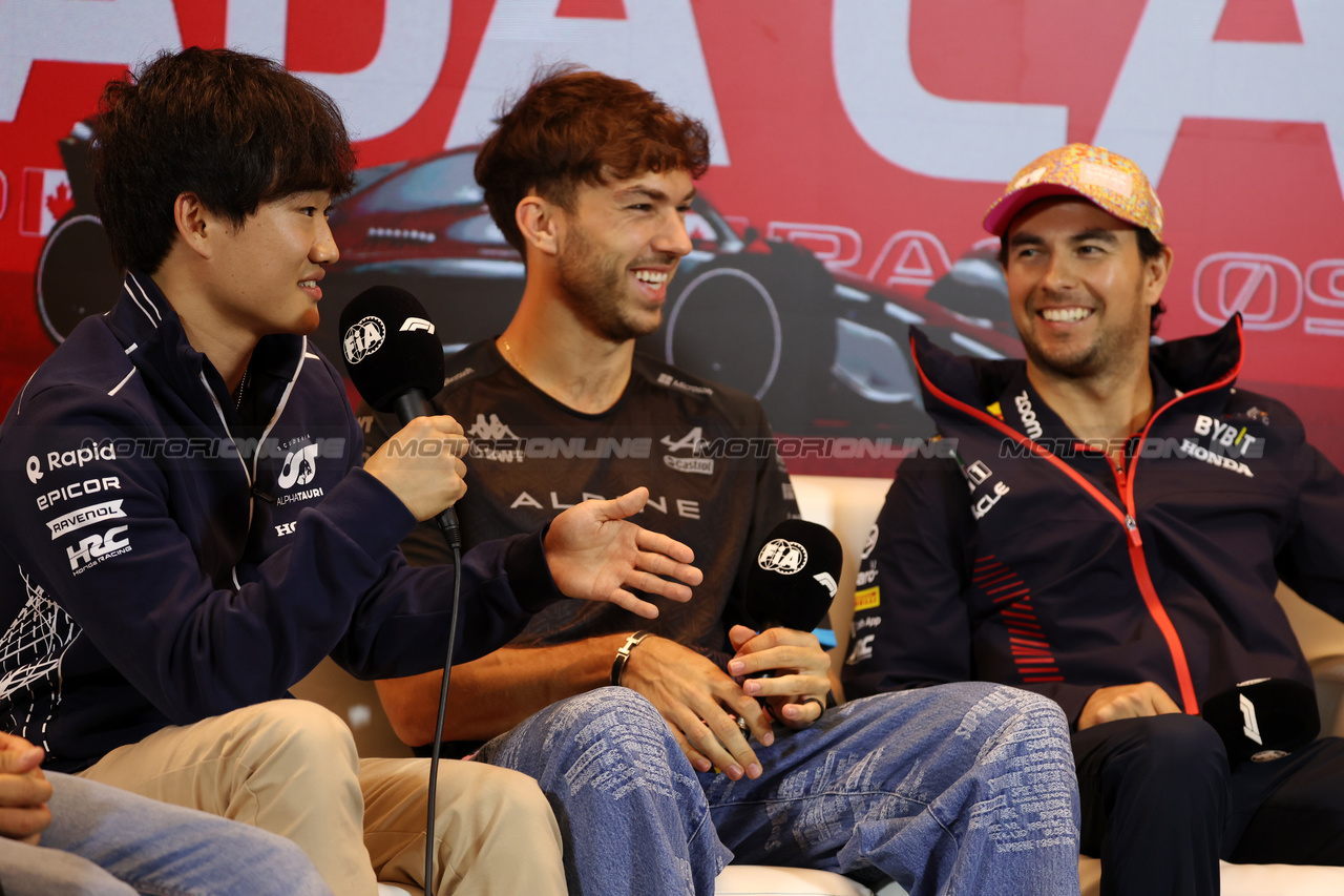 GP CANADA, (L to R): Yuki Tsunoda (JPN) AlphaTauri; Pierre Gasly (FRA) Alpine F1 Team e Sergio Perez (MEX) Red Bull Racing in the FIA Press Conference.

15.06.2023. Formula 1 World Championship, Rd 9, Canadian Grand Prix, Montreal, Canada, Preparation Day.

- www.xpbimages.com, EMail: requests@xpbimages.com © Copyright: Bearne / XPB Images