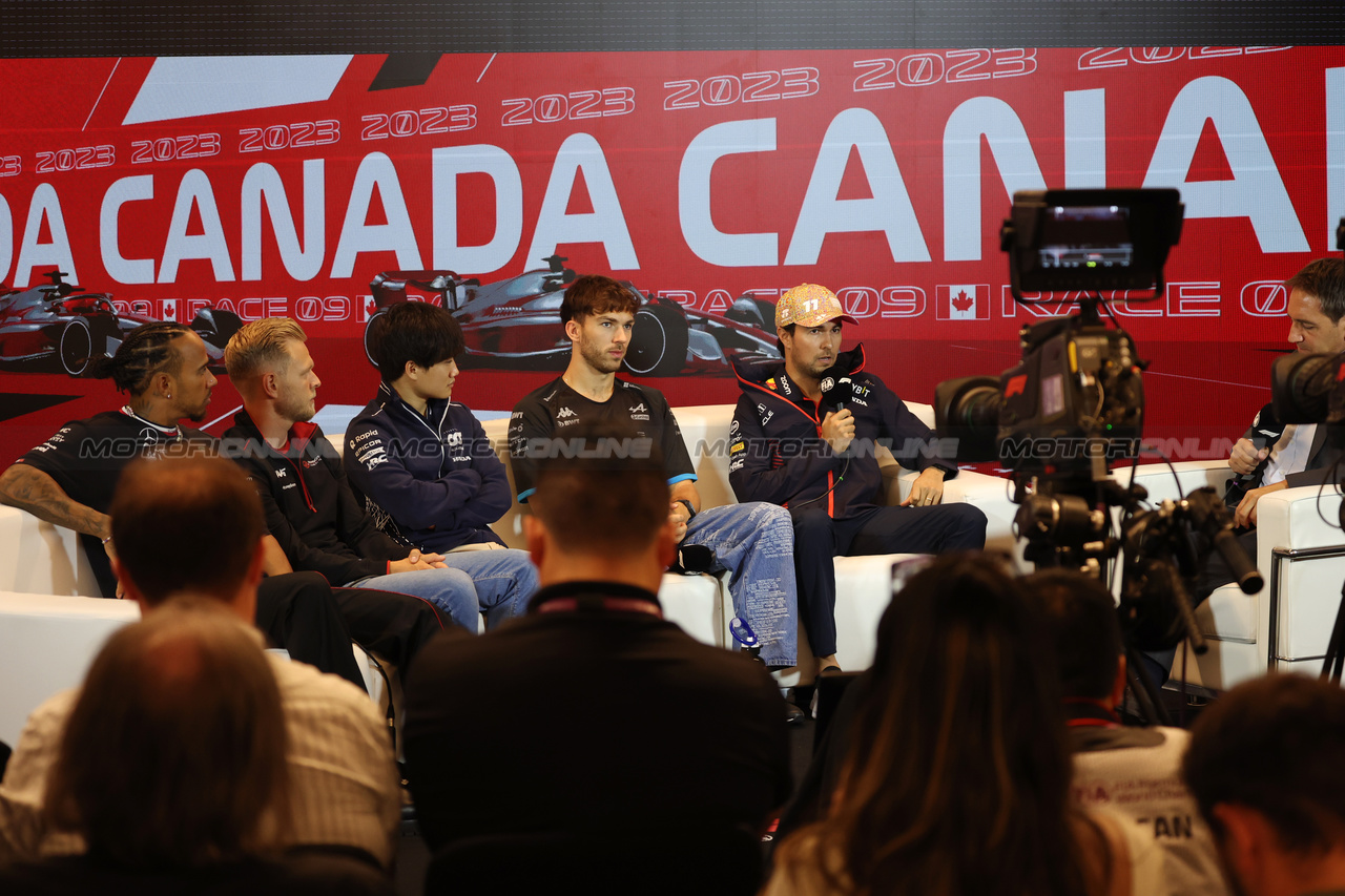 GP CANADA, (L to R): Lewis Hamilton (GBR) Mercedes AMG F1; Kevin Magnussen (DEN) Haas F1 Team; Yuki Tsunoda (JPN) AlphaTauri; Pierre Gasly (FRA) Alpine F1 Team; e Sergio Perez (MEX) Red Bull Racing, in the FIA Press Conference.

15.06.2023. Formula 1 World Championship, Rd 9, Canadian Grand Prix, Montreal, Canada, Preparation Day.

- www.xpbimages.com, EMail: requests@xpbimages.com © Copyright: Bearne / XPB Images