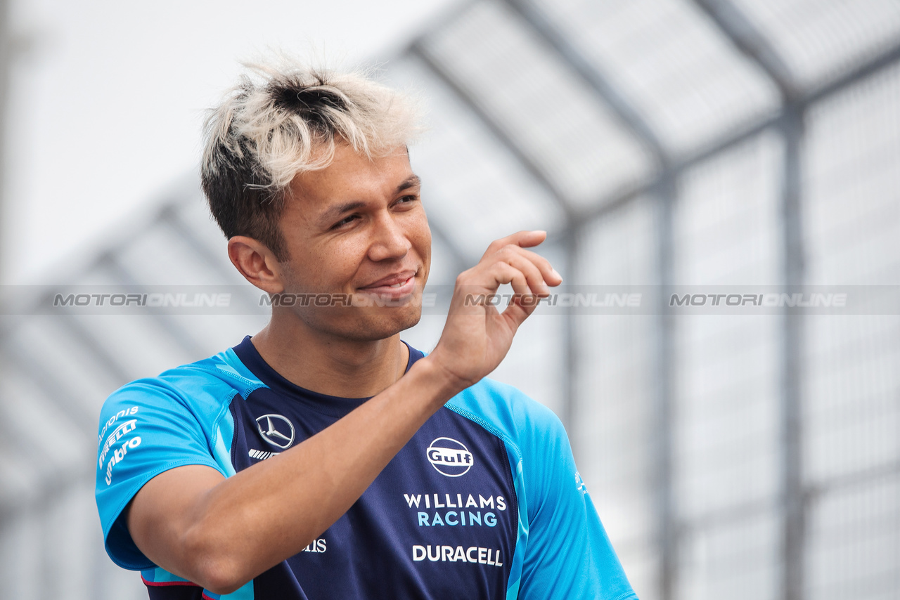 GP CANADA, Alexander Albon (THA) Williams Racing walks the circuit.

15.06.2023. Formula 1 World Championship, Rd 9, Canadian Grand Prix, Montreal, Canada, Preparation Day.

- www.xpbimages.com, EMail: requests@xpbimages.com © Copyright: Bearne / XPB Images