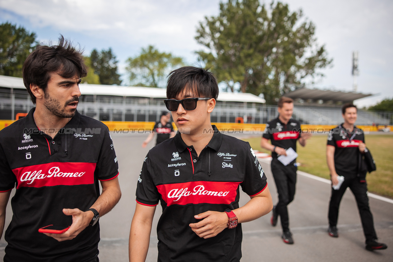 GP CANADA, Zhou Guanyu (CHN) Alfa Romeo F1 Team walks the circuit with the team.

15.06.2023. Formula 1 World Championship, Rd 9, Canadian Grand Prix, Montreal, Canada, Preparation Day.

- www.xpbimages.com, EMail: requests@xpbimages.com © Copyright: Bearne / XPB Images
