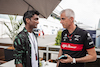 GP CANADA, (L to R): Lawrence Barretto (GBR) Formula 1 Senior Writer Editor with Alessandro Alunni Bravi (ITA) Alfa Romeo F1 Team Managing Director e Team Representative.
15.06.2023. Formula 1 World Championship, Rd 9, Canadian Grand Prix, Montreal, Canada, Preparation Day.
- www.xpbimages.com, EMail: requests@xpbimages.com © Copyright: Bearne / XPB Images