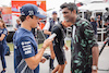 GP CANADA, Nyck de Vries (NLD) AlphaTauri with Lawrence Barretto (GBR) Formula 1 Senior Writer Editor.
15.06.2023. Formula 1 World Championship, Rd 9, Canadian Grand Prix, Montreal, Canada, Preparation Day.
- www.xpbimages.com, EMail: requests@xpbimages.com © Copyright: Bearne / XPB Images
