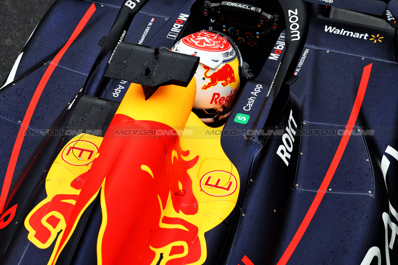 GP CANADA, Max Verstappen (NLD) Red Bull Racing RB19.

17.06.2023. Formula 1 World Championship, Rd 9, Canadian Grand Prix, Montreal, Canada, Qualifiche Day.

- www.xpbimages.com, EMail: requests@xpbimages.com © Copyright: Batchelor / XPB Images