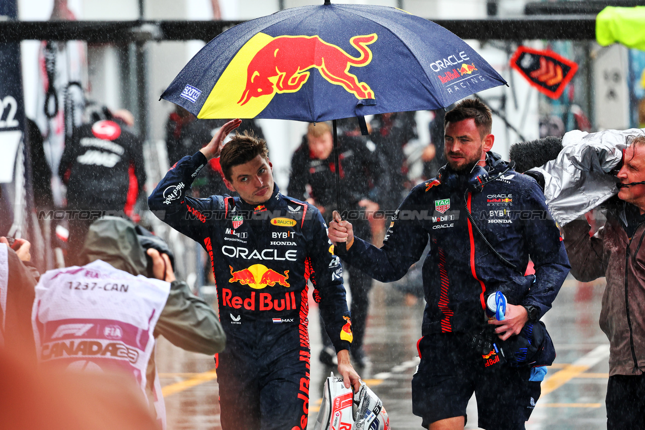 GP CANADA, Pole sitter Max Verstappen (NLD) Red Bull Racing.

17.06.2023. Formula 1 World Championship, Rd 9, Canadian Grand Prix, Montreal, Canada, Qualifiche Day.

- www.xpbimages.com, EMail: requests@xpbimages.com © Copyright: Charniaux / XPB Images