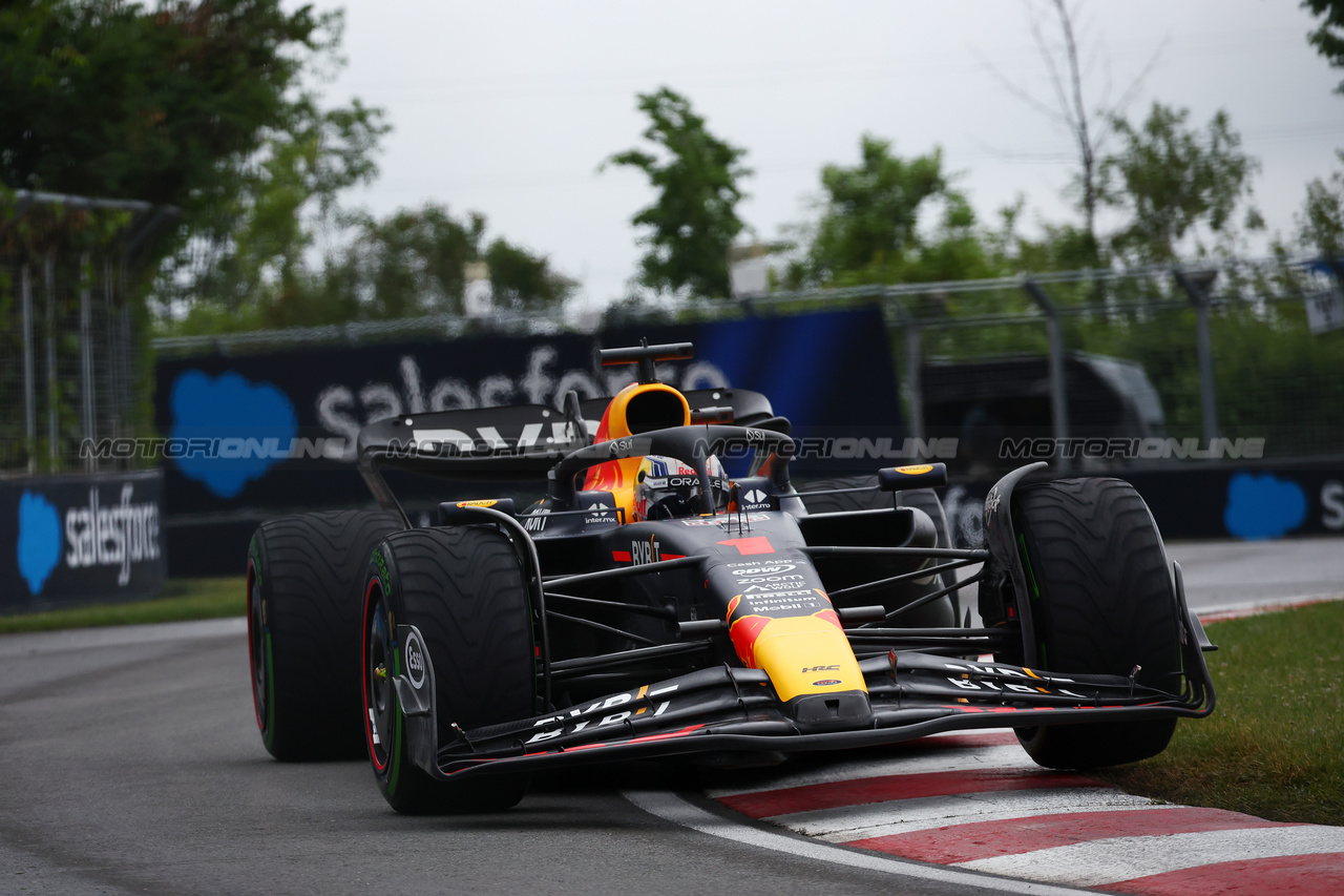 GP CANADA, Max Verstappen (NLD) Red Bull Racing RB19.

17.06.2023. Formula 1 World Championship, Rd 9, Canadian Grand Prix, Montreal, Canada, Qualifiche Day.

 - www.xpbimages.com, EMail: requests@xpbimages.com © Copyright: Coates / XPB Images