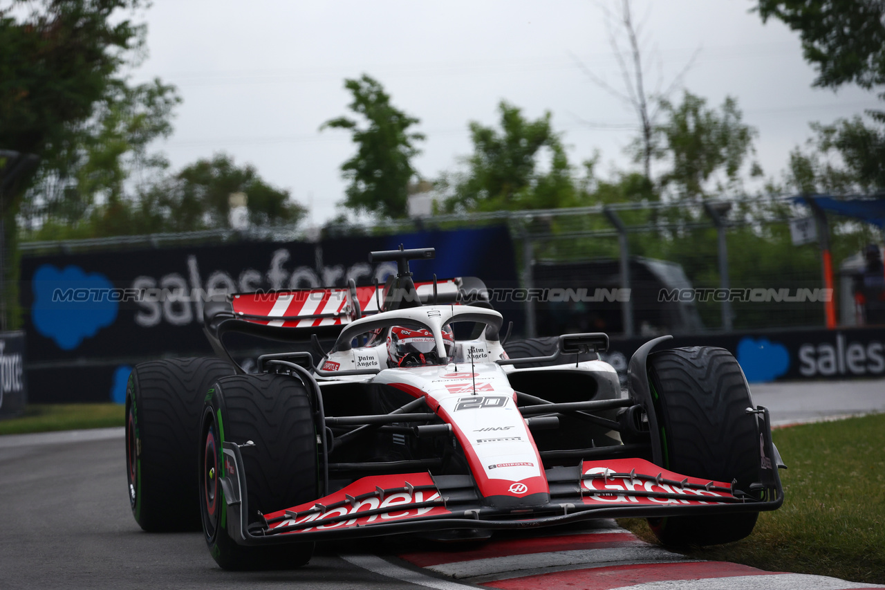 GP CANADA, Kevin Magnussen (DEN) Haas VF-23.

17.06.2023. Formula 1 World Championship, Rd 9, Canadian Grand Prix, Montreal, Canada, Qualifiche Day.

 - www.xpbimages.com, EMail: requests@xpbimages.com © Copyright: Coates / XPB Images