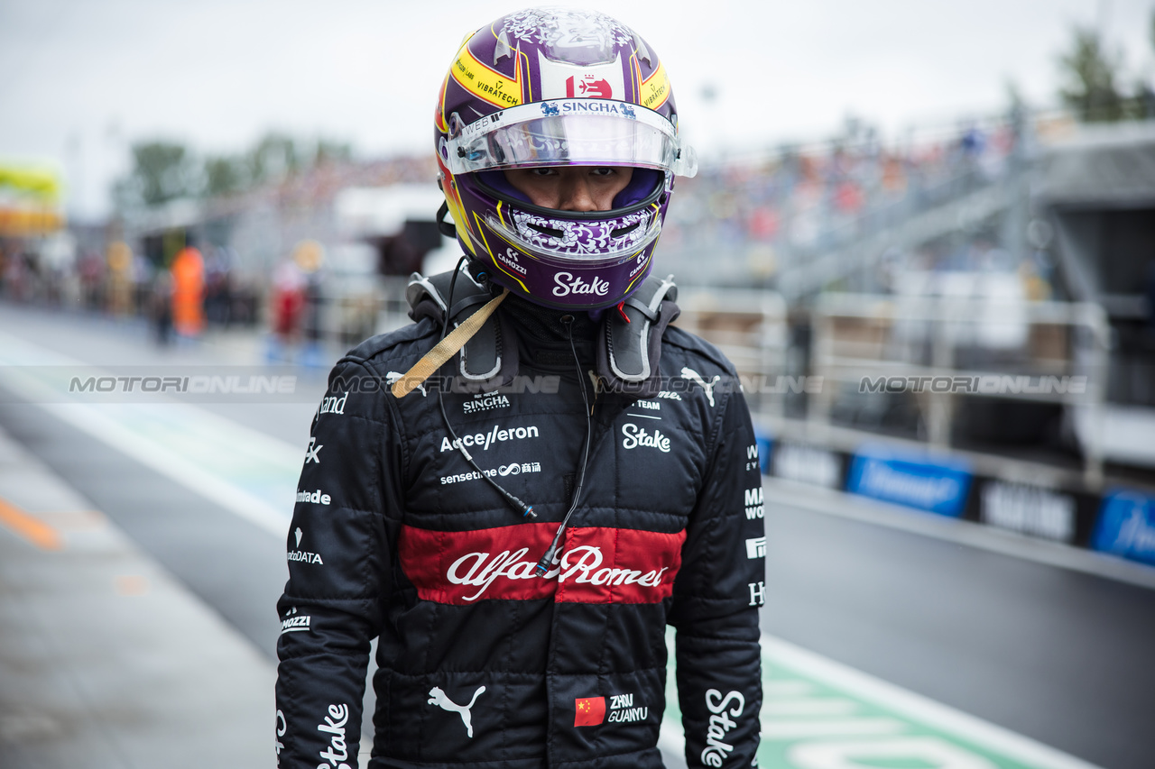 GP CANADA, Zhou Guanyu (CHN) Alfa Romeo F1 Team.

17.06.2023. Formula 1 World Championship, Rd 9, Canadian Grand Prix, Montreal, Canada, Qualifiche Day.

- www.xpbimages.com, EMail: requests@xpbimages.com © Copyright: Bearne / XPB Images