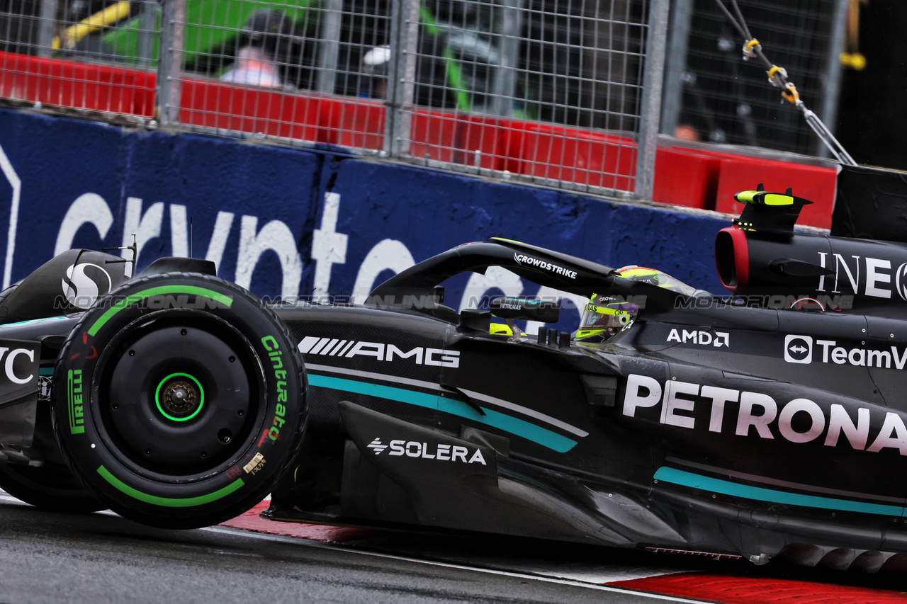 GP CANADA, Lewis Hamilton (GBR) Mercedes AMG F1 W14 runs wide.

17.06.2023. Formula 1 World Championship, Rd 9, Canadian Grand Prix, Montreal, Canada, Qualifiche Day.

- www.xpbimages.com, EMail: requests@xpbimages.com © Copyright: Bearne / XPB Images