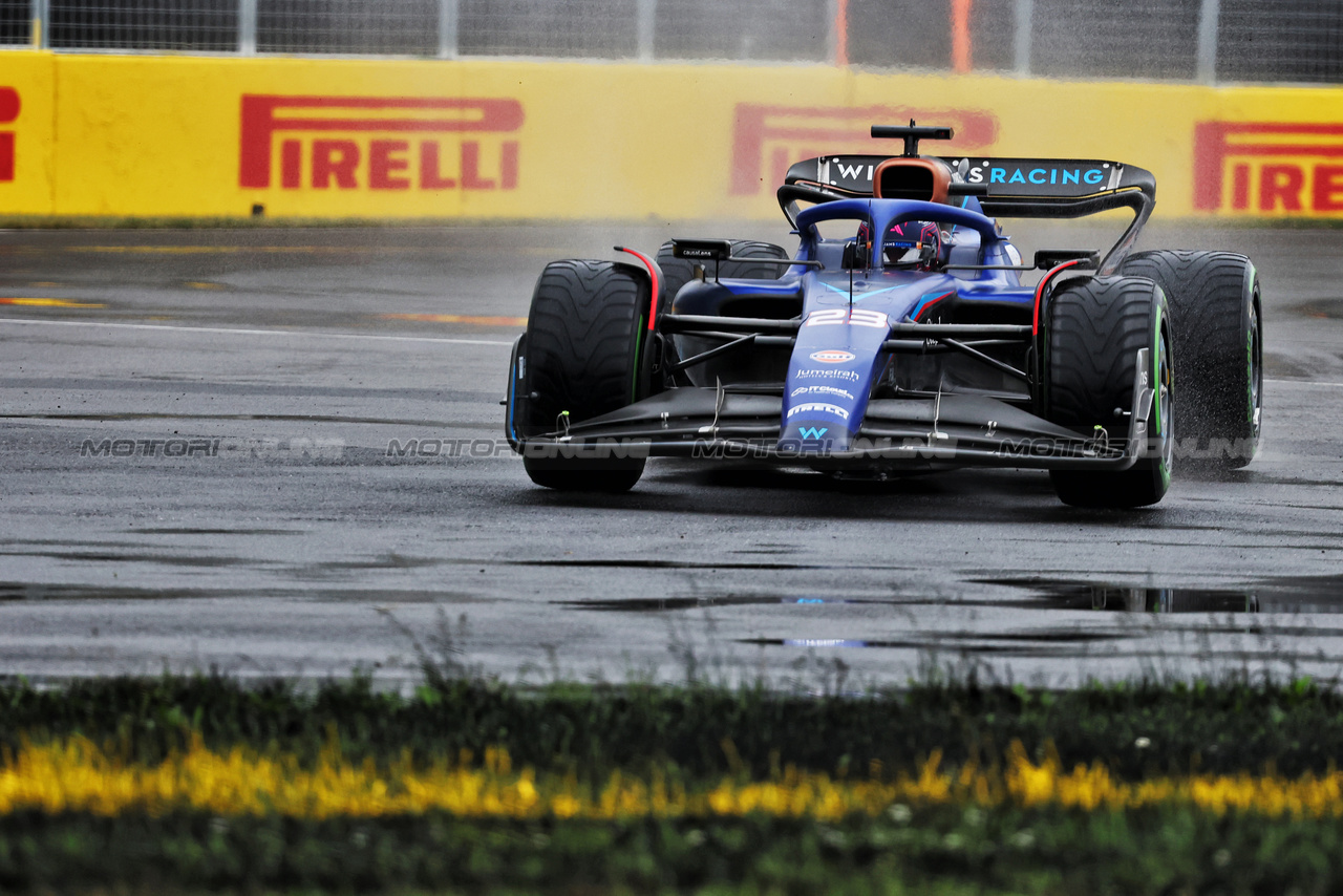 GP CANADA, Alexander Albon (THA) Williams Racing FW45 runs wide.

17.06.2023. Formula 1 World Championship, Rd 9, Canadian Grand Prix, Montreal, Canada, Qualifiche Day.

- www.xpbimages.com, EMail: requests@xpbimages.com © Copyright: Bearne / XPB Images