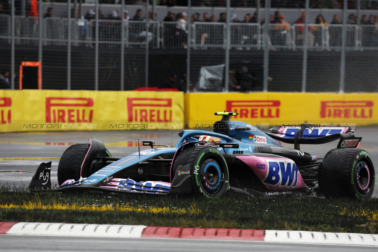 GP CANADA, Pierre Gasly (FRA) Alpine F1 Team A523 runs wide.

17.06.2023. Formula 1 World Championship, Rd 9, Canadian Grand Prix, Montreal, Canada, Qualifiche Day.

- www.xpbimages.com, EMail: requests@xpbimages.com © Copyright: Bearne / XPB Images
