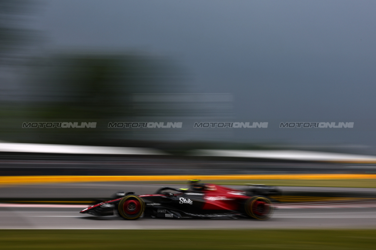 GP CANADA, Guanyu Zhou (CHI), Alfa Romeo Racing 
16.06.2023. Formula 1 World Championship, Rd 9, Canadian Grand Prix, Montreal, Canada, Practice Day.
- www.xpbimages.com, EMail: requests@xpbimages.com © Copyright: Charniaux / XPB Images