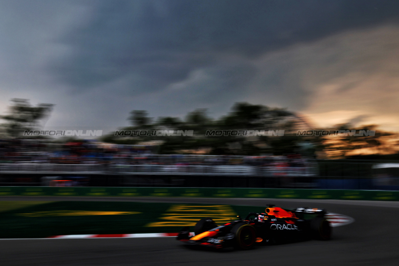 GP CANADA, Max Verstappen (NLD) Red Bull Racing RB19.

16.06.2023. Formula 1 World Championship, Rd 9, Canadian Grand Prix, Montreal, Canada, Practice Day.

 - www.xpbimages.com, EMail: requests@xpbimages.com © Copyright: Coates / XPB Images
