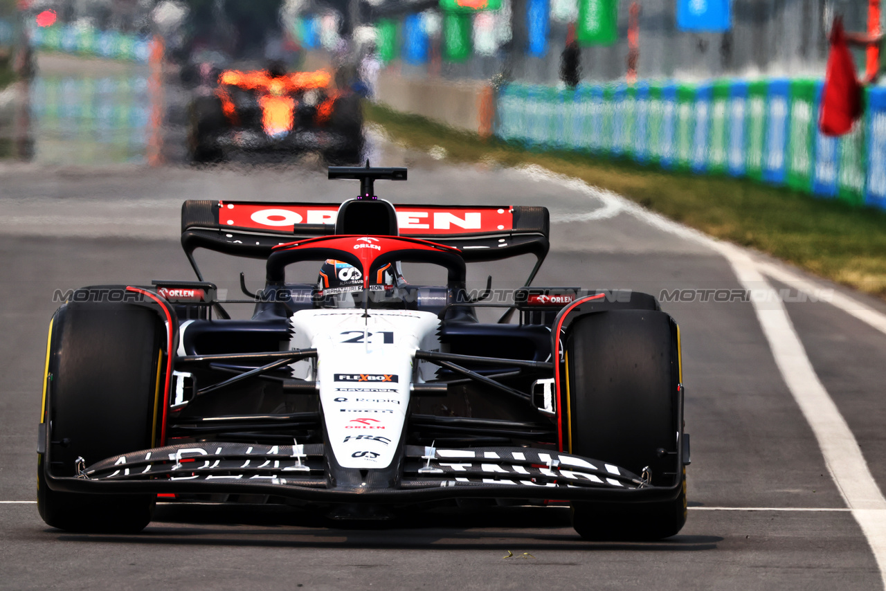 GP CANADA, Nyck de Vries (NLD) AlphaTauri AT04.

16.06.2023. Formula 1 World Championship, Rd 9, Canadian Grand Prix, Montreal, Canada, Practice Day.

 - www.xpbimages.com, EMail: requests@xpbimages.com © Copyright: Coates / XPB Images