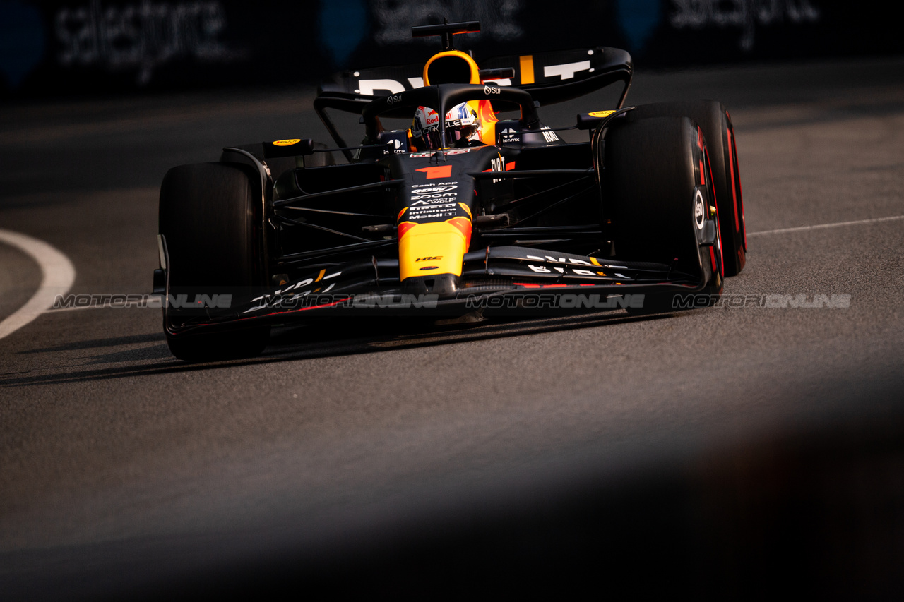 GP CANADA, Max Verstappen (NLD) Red Bull Racing RB19.

16.06.2023. Formula 1 World Championship, Rd 9, Canadian Grand Prix, Montreal, Canada, Practice Day.

- www.xpbimages.com, EMail: requests@xpbimages.com © Copyright: Price / XPB Images