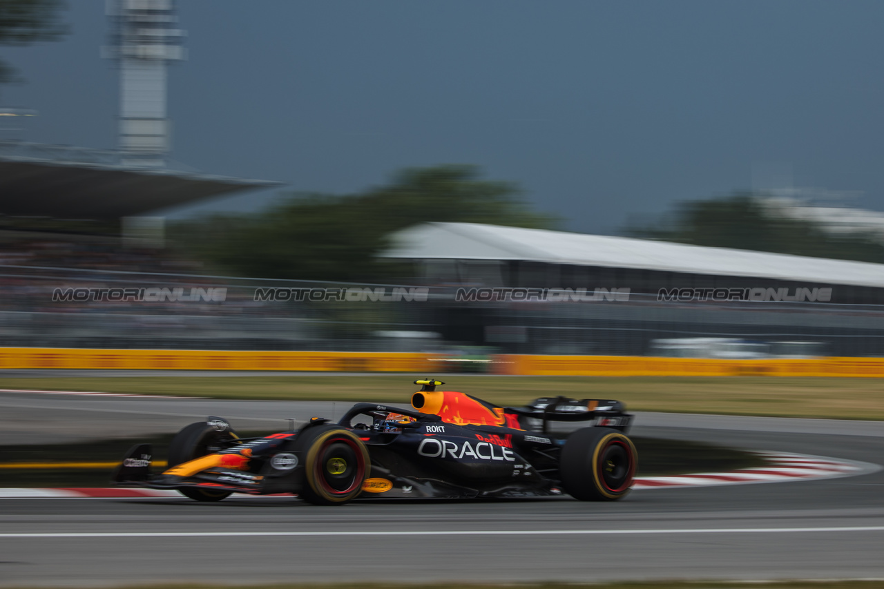 GP CANADA, Sergio Perez (MEX) Red Bull Racing RB19.

16.06.2023. Formula 1 World Championship, Rd 9, Canadian Grand Prix, Montreal, Canada, Practice Day.

- www.xpbimages.com, EMail: requests@xpbimages.com © Copyright: Bearne / XPB Images