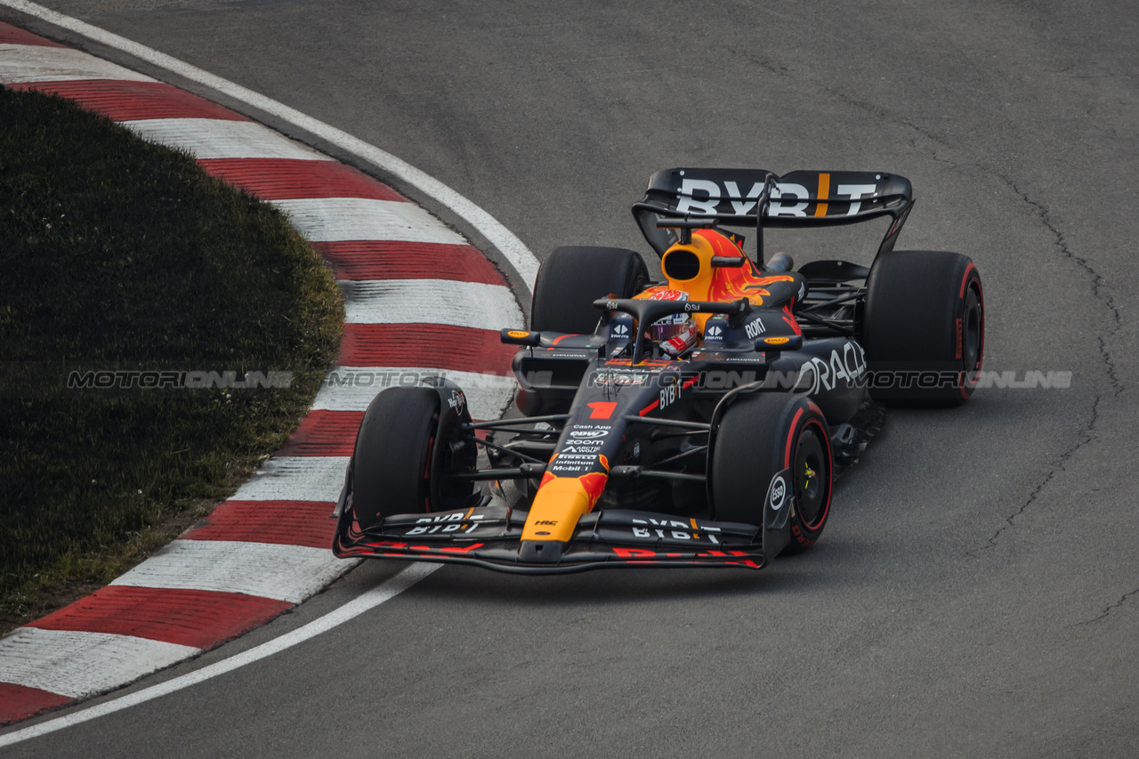 GP CANADA, Max Verstappen (NLD) Red Bull Racing RB19.

16.06.2023. Formula 1 World Championship, Rd 9, Canadian Grand Prix, Montreal, Canada, Practice Day.

- www.xpbimages.com, EMail: requests@xpbimages.com © Copyright: Bearne / XPB Images