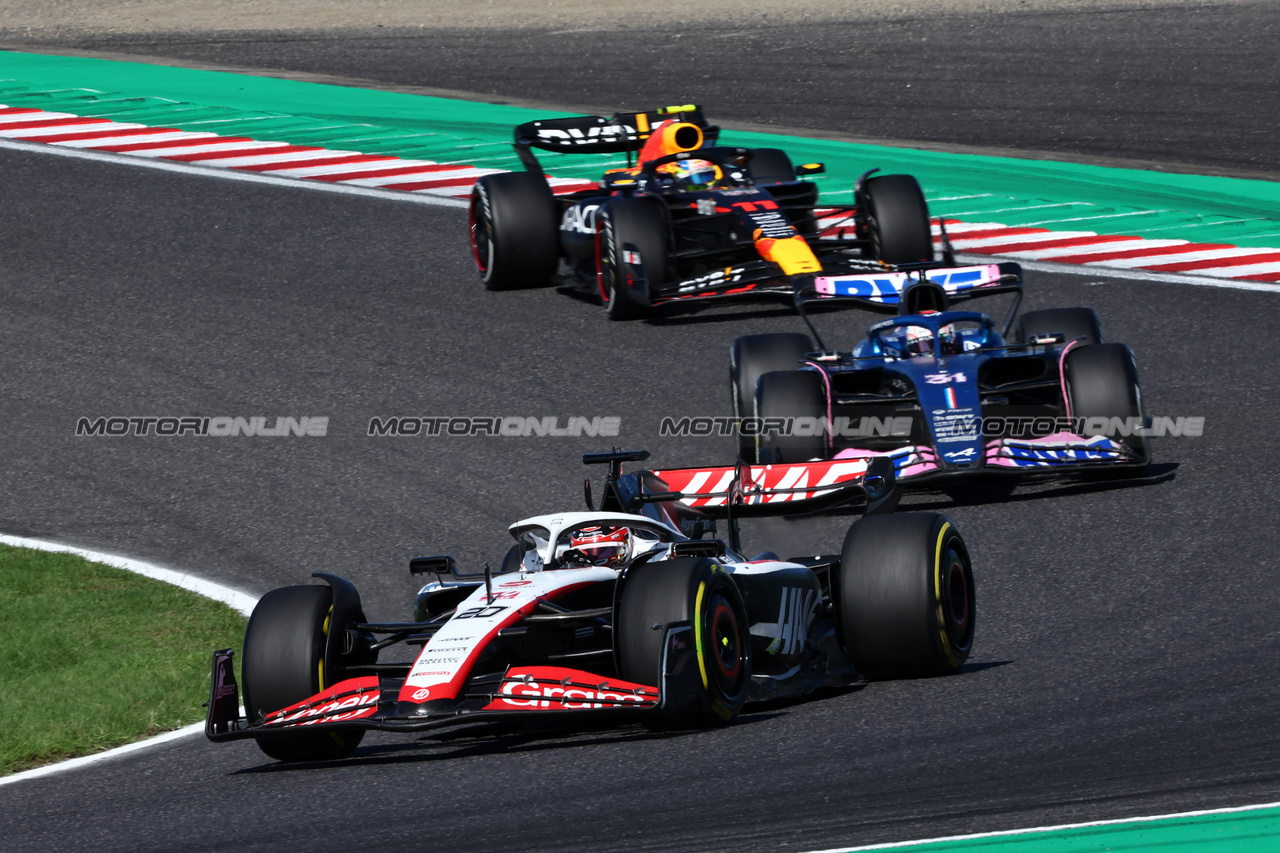 GP GIAPPONE, Kevin Magnussen (DEN) Haas VF-23.

24.09.2023. Formula 1 World Championship, Rd 17, Japanese Grand Prix, Suzuka, Japan, Gara Day.

- www.xpbimages.com, EMail: requests@xpbimages.com © Copyright: Charniaux / XPB Images