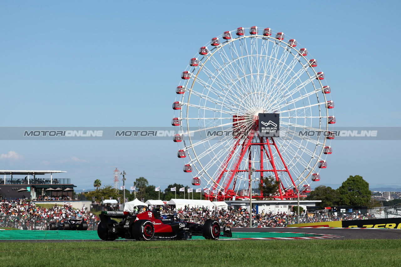 GP GIAPPONE, Zhou Guanyu (CHN) Alfa Romeo F1 Team C43.

24.09.2023. Formula 1 World Championship, Rd 17, Japanese Grand Prix, Suzuka, Japan, Gara Day.

- www.xpbimages.com, EMail: requests@xpbimages.com © Copyright: Moy / XPB Images