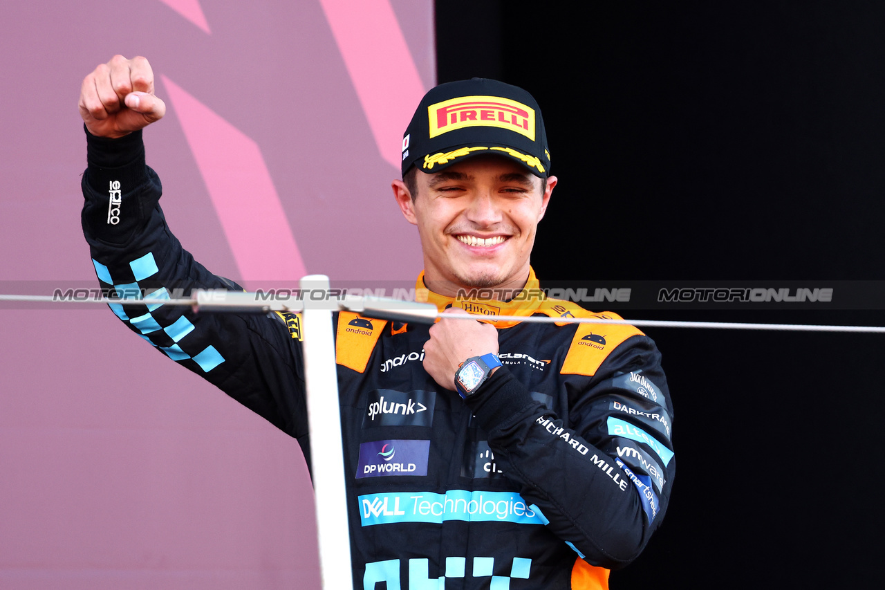 GP GIAPPONE, 2nd place  Lando Norris (GBR) McLaren.
24.09.2023. Formula 1 World Championship, Rd 17, Japanese Grand Prix, Suzuka, Japan, Gara Day.
- www.xpbimages.com, EMail: requests@xpbimages.com © Copyright: Batchelor / XPB Images