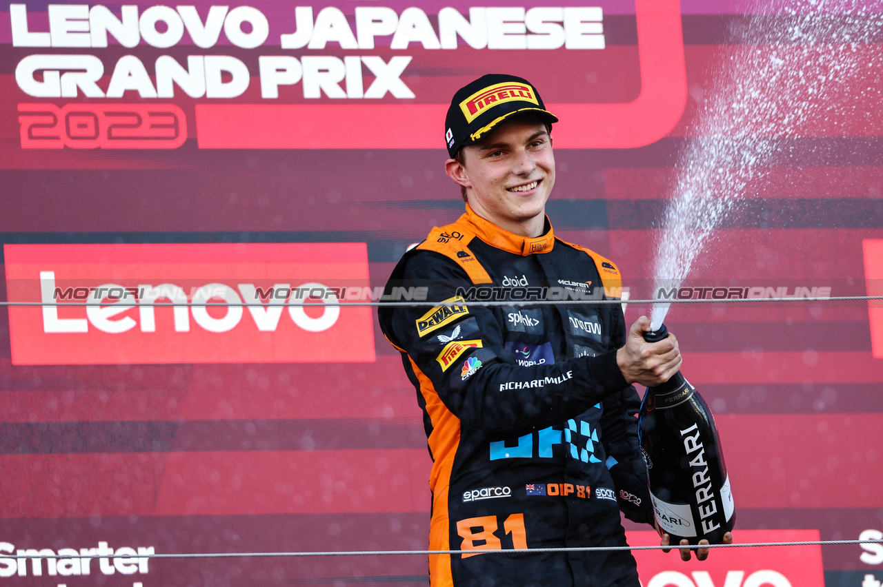 GP GIAPPONE, Oscar Piastri (AUS), McLaren 
24.09.2023. Formula 1 World Championship, Rd 17, Japanese Grand Prix, Suzuka, Japan, Gara Day.
- www.xpbimages.com, EMail: requests@xpbimages.com © Copyright: Charniaux / XPB Images