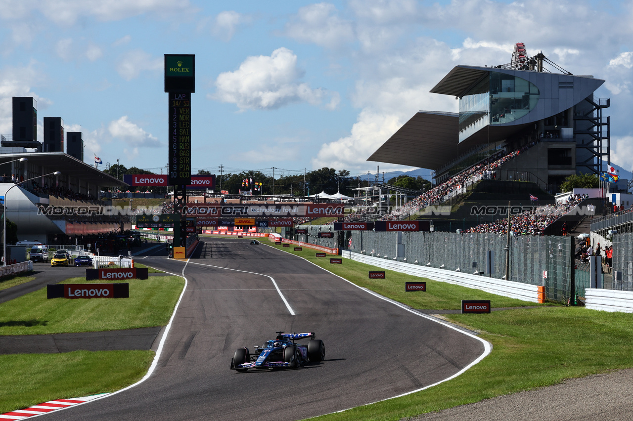 GP GIAPPONE, Esteban Ocon (FRA), Alpine F1 Team 
24.09.2023. Formula 1 World Championship, Rd 17, Japanese Grand Prix, Suzuka, Japan, Gara Day.
- www.xpbimages.com, EMail: requests@xpbimages.com © Copyright: Charniaux / XPB Images