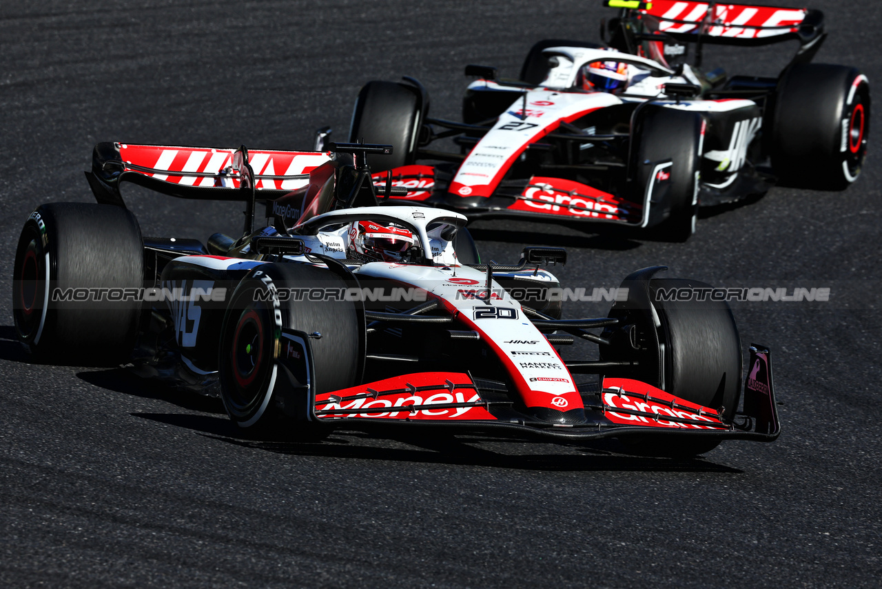 GP GIAPPONE, Kevin Magnussen (DEN) Haas VF-23.

24.09.2023. Formula 1 World Championship, Rd 17, Japanese Grand Prix, Suzuka, Japan, Gara Day.

 - www.xpbimages.com, EMail: requests@xpbimages.com © Copyright: Coates / XPB Images