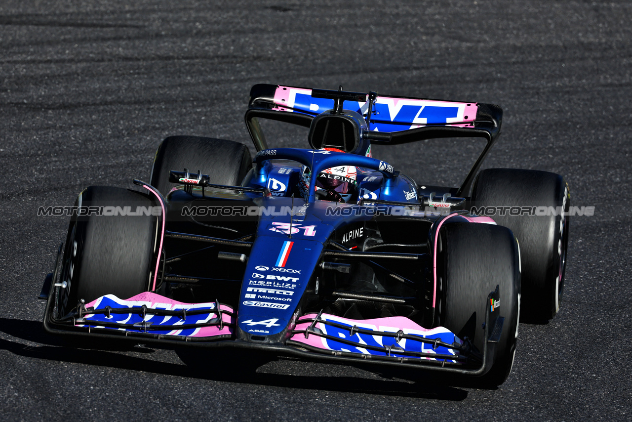 GP GIAPPONE, Esteban Ocon (FRA) Alpine F1 Team A523.

24.09.2023. Formula 1 World Championship, Rd 17, Japanese Grand Prix, Suzuka, Japan, Gara Day.

 - www.xpbimages.com, EMail: requests@xpbimages.com © Copyright: Coates / XPB Images