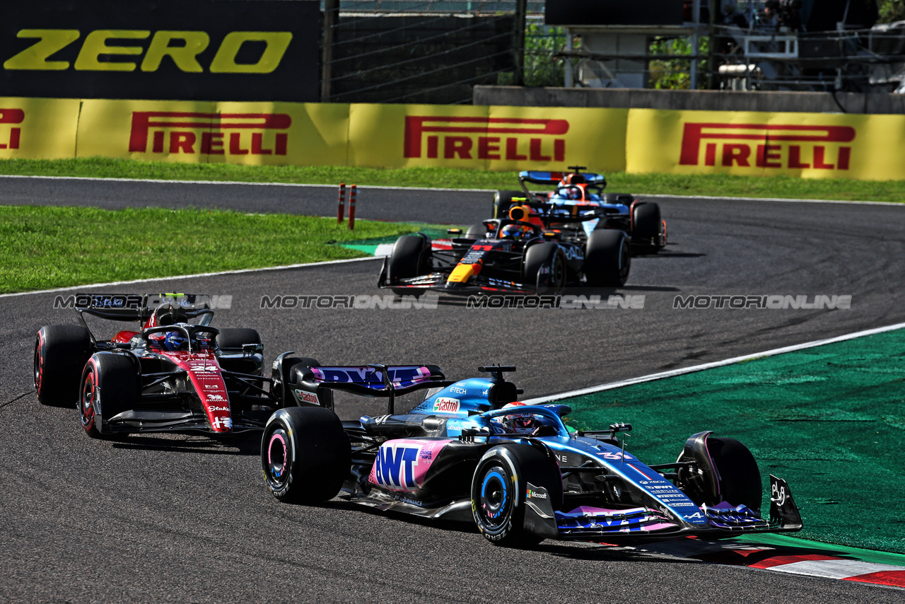 GP GIAPPONE, Esteban Ocon (FRA) Alpine F1 Team A523.

24.09.2023. Formula 1 World Championship, Rd 17, Japanese Grand Prix, Suzuka, Japan, Gara Day.

- www.xpbimages.com, EMail: requests@xpbimages.com © Copyright: Moy / XPB Images