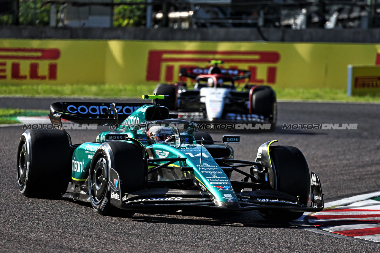 GP GIAPPONE, Fernando Alonso (ESP) Aston Martin F1 Team AMR23.

24.09.2023. Formula 1 World Championship, Rd 17, Japanese Grand Prix, Suzuka, Japan, Gara Day.

- www.xpbimages.com, EMail: requests@xpbimages.com © Copyright: Moy / XPB Images