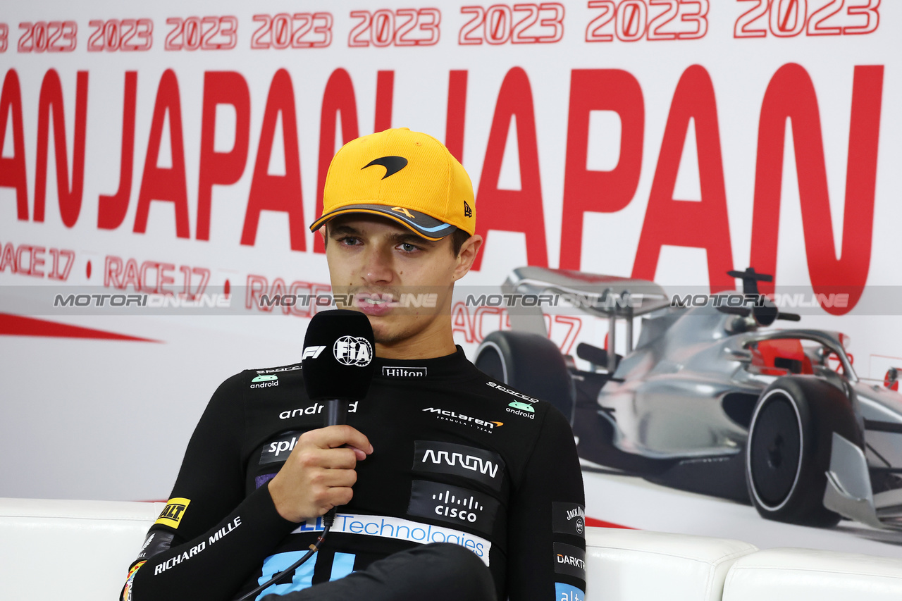 GP GIAPPONE, Lando Norris (GBR) McLaren in the post race FIA Press Conference.

24.09.2023. Formula 1 World Championship, Rd 17, Japanese Grand Prix, Suzuka, Japan, Gara Day.

- www.xpbimages.com, EMail: requests@xpbimages.com © Copyright: Moy / XPB Images