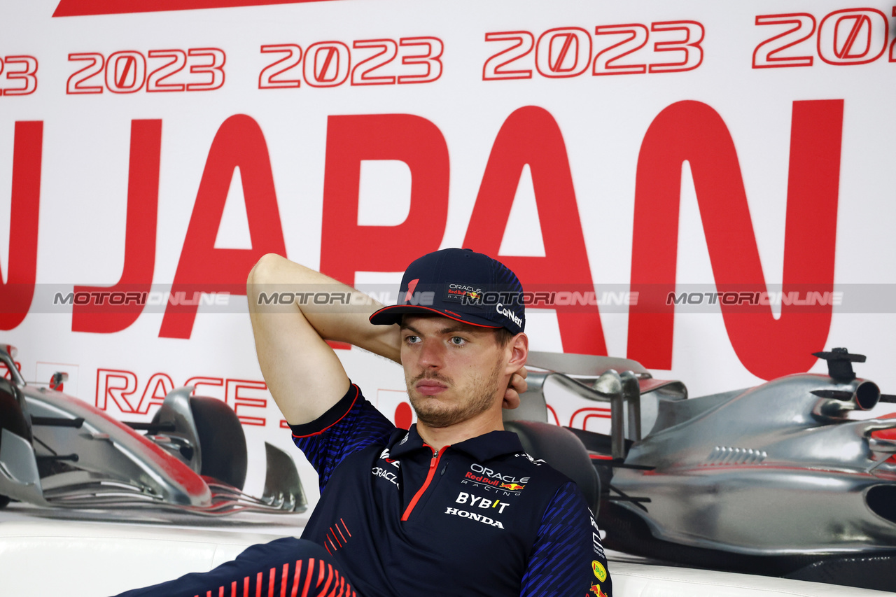 GP GIAPPONE, Max Verstappen (NLD) Red Bull Racing in the post race FIA Press Conference.

24.09.2023. Formula 1 World Championship, Rd 17, Japanese Grand Prix, Suzuka, Japan, Gara Day.

- www.xpbimages.com, EMail: requests@xpbimages.com © Copyright: Moy / XPB Images