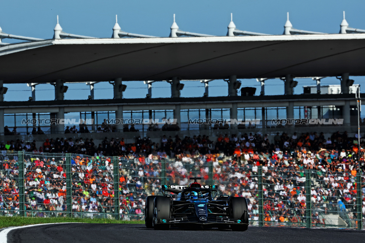 GP GIAPPONE, George Russell (GBR) Mercedes AMG F1 W14.

24.09.2023. Formula 1 World Championship, Rd 17, Japanese Grand Prix, Suzuka, Japan, Gara Day.

 - www.xpbimages.com, EMail: requests@xpbimages.com © Copyright: Coates / XPB Images