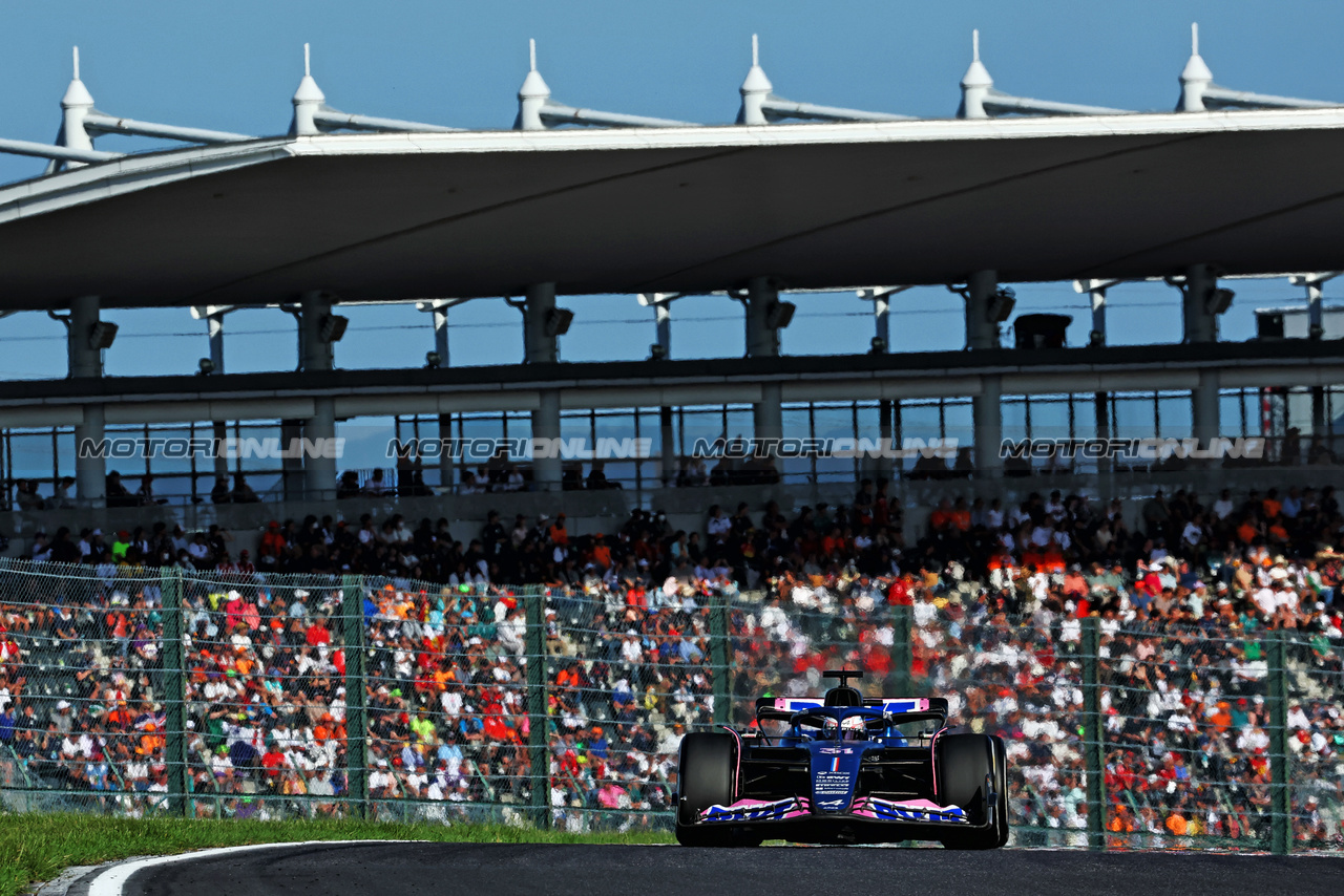 GP GIAPPONE, Esteban Ocon (FRA) Alpine F1 Team A523.

24.09.2023. Formula 1 World Championship, Rd 17, Japanese Grand Prix, Suzuka, Japan, Gara Day.

 - www.xpbimages.com, EMail: requests@xpbimages.com © Copyright: Coates / XPB Images
