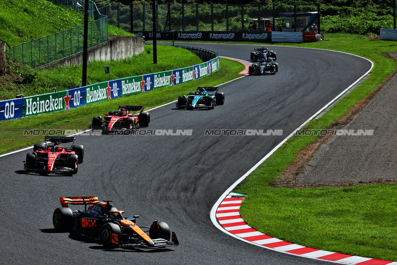 GP GIAPPONE, Oscar Piastri (AUS) McLaren MCL60.

24.09.2023. Formula 1 World Championship, Rd 17, Japanese Grand Prix, Suzuka, Japan, Gara Day.

 - www.xpbimages.com, EMail: requests@xpbimages.com © Copyright: Coates / XPB Images