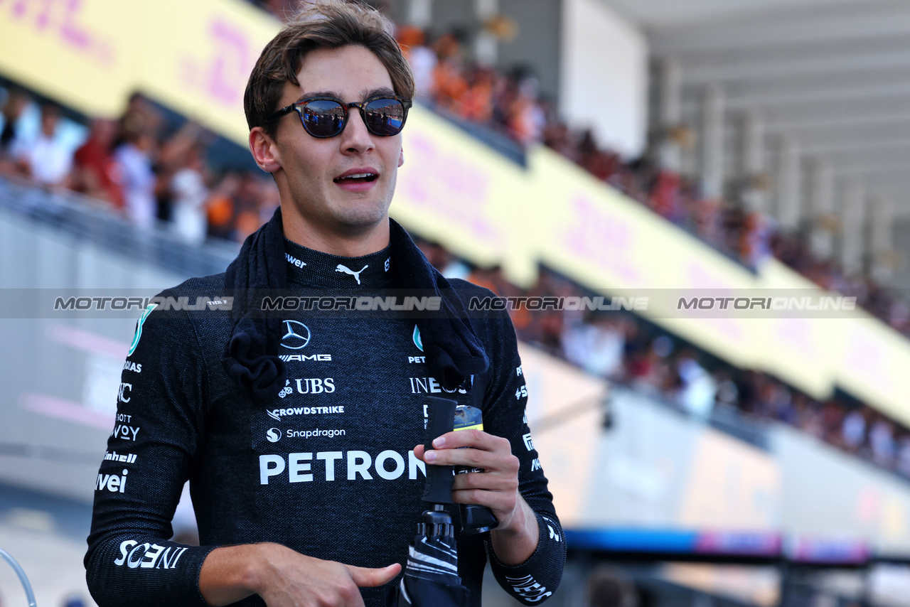 GP GIAPPONE, George Russell (GBR) Mercedes AMG F1 on the grid.

24.09.2023. Formula 1 World Championship, Rd 17, Japanese Grand Prix, Suzuka, Japan, Gara Day.

- www.xpbimages.com, EMail: requests@xpbimages.com © Copyright: Batchelor / XPB Images