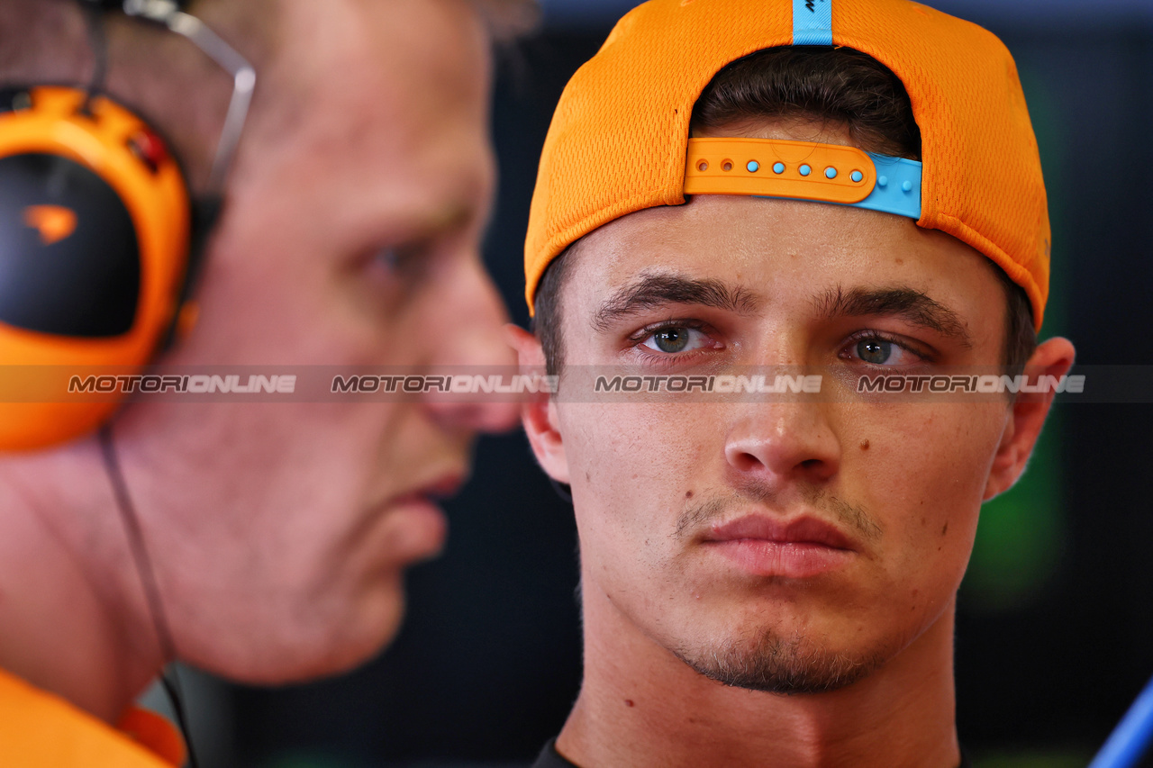 GP GIAPPONE, Lando Norris (GBR) McLaren.

24.09.2023. Formula 1 World Championship, Rd 17, Japanese Grand Prix, Suzuka, Japan, Gara Day.

- www.xpbimages.com, EMail: requests@xpbimages.com © Copyright: Batchelor / XPB Images